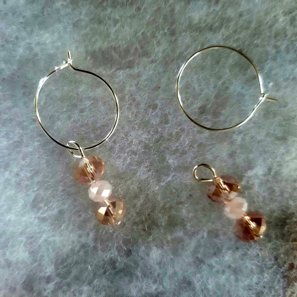 SPARKLE  SWAROVSKI CRYSTAL BEAD TO ENHANCE 10MM SILVER HOOP EARRINGS 2 looks